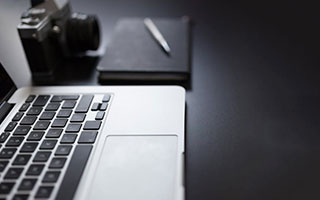 原来他俩是父子，父亲是国安名宿，儿子是U18新秀 已登陆英超球队