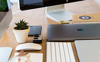 原来他俩是父子，父亲是国安名宿，儿子是U18新秀 已登陆英超球队